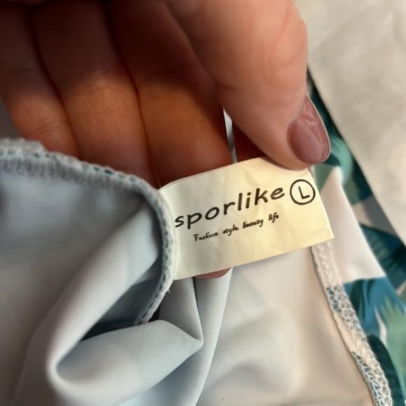 Sportlike one piece, large swimsuit - Picture 3 of 7